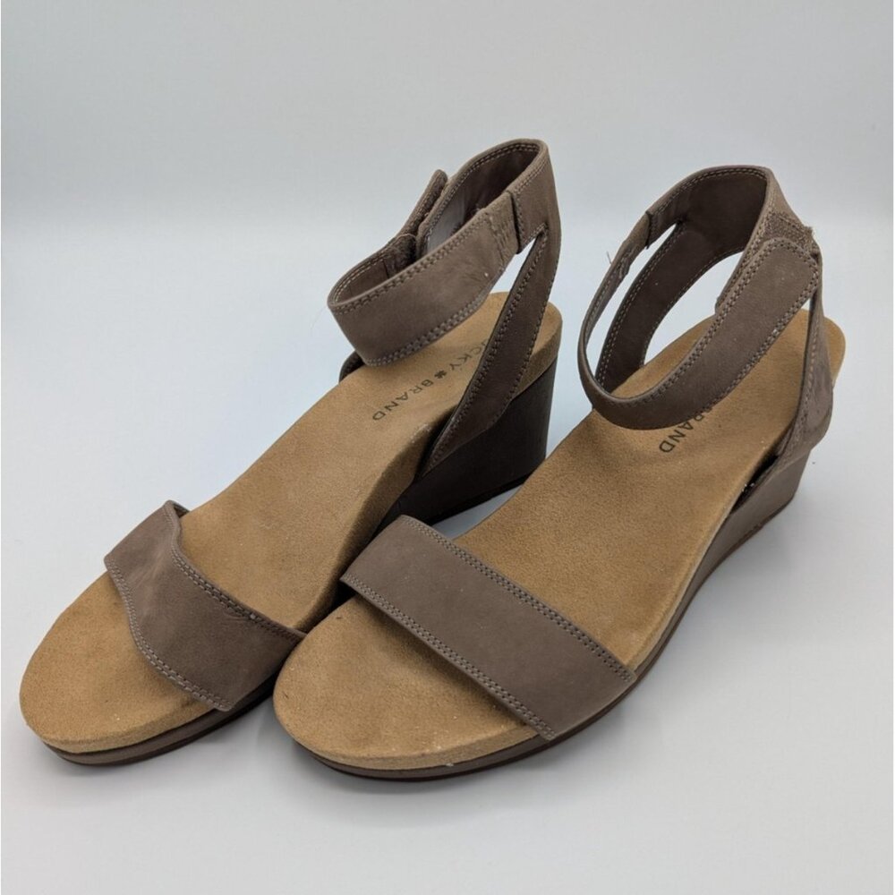 Lucky Brand Sandals Womens Size 8.5 Taupe Leather Wedge Ankle Strap LP-Kanoa